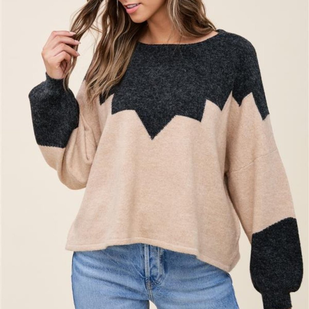 NWT Soft Geo Pattern Sweater - Picture 3 of 5